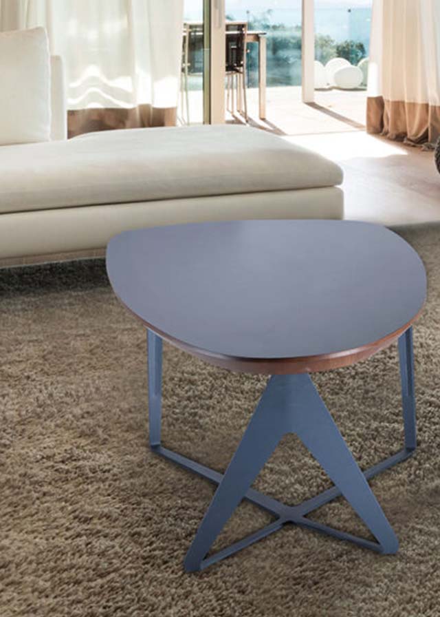 Tavolino in legno massello – Design moderno con piano laminato grigio e struttura in acciaio antracite
