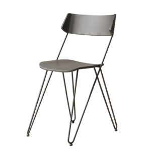 Sedia Ibsen One grigia con un design minimalista e contemporaneo. Sedie da pranzo italiane caratterizzate da dettagli raffinati.