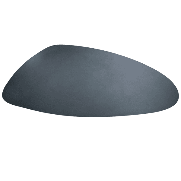Una stanza minimalista con il tavolo Ted One Gray, che mette in risalto il suo design elegante e il suo fascino moderno in un ambiente semplice ma raffinato.