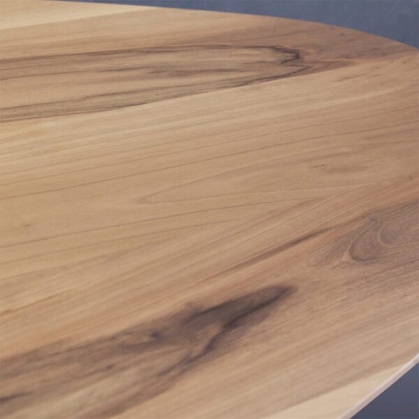 Table à manger Ted Masterpiece, une œuvre sculpturale artisanale, fusionnant expression artistique et élégance contemporaine.